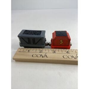 Thomas & Friends Die Cast Spotlight Car and Coal Car #5 Trouble Truck